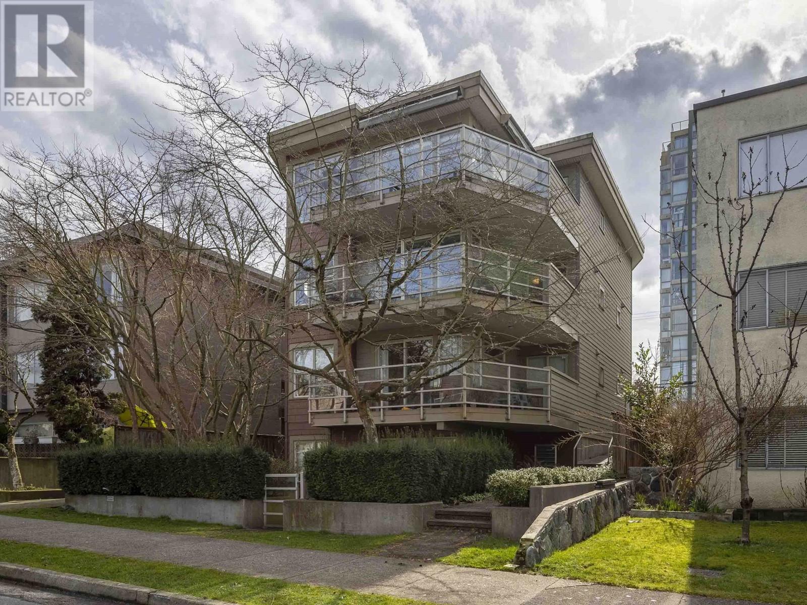 301 1586 W 11th Avenue, Vancouver, British Columbia  V6J 2B6 - Photo 27 - R2980092