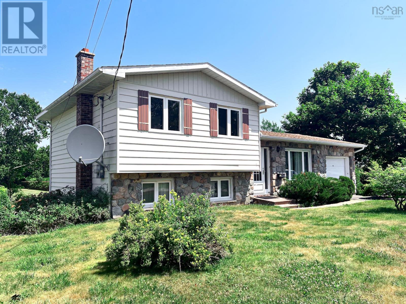 137 William Street, Sydney Mines, Nova Scotia  B1V 2J3 - Photo 6 - 202505324