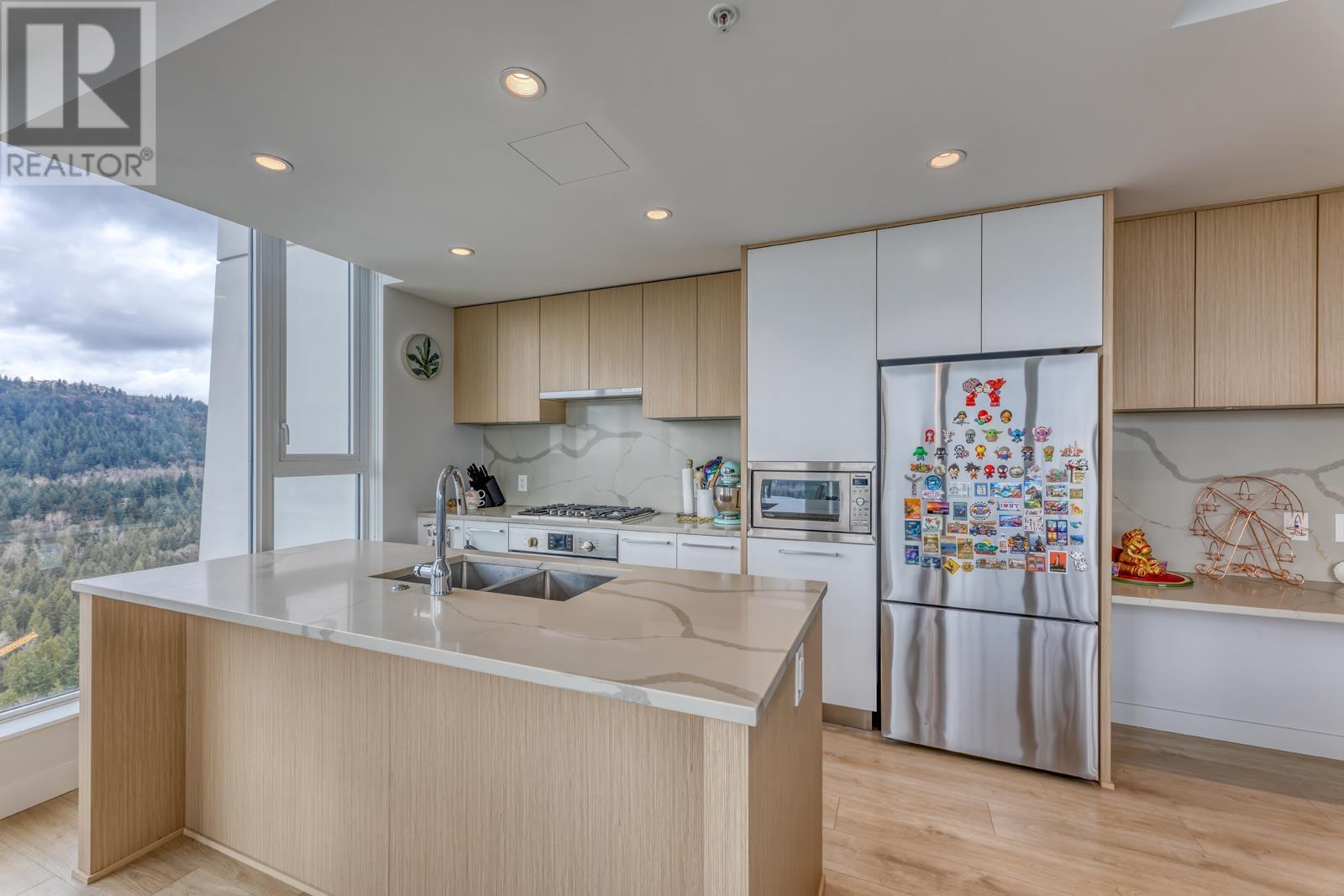 3001 567 Clarke Road, Coquitlam, British Columbia  V3J 0K7 - Photo 6 - R2979996