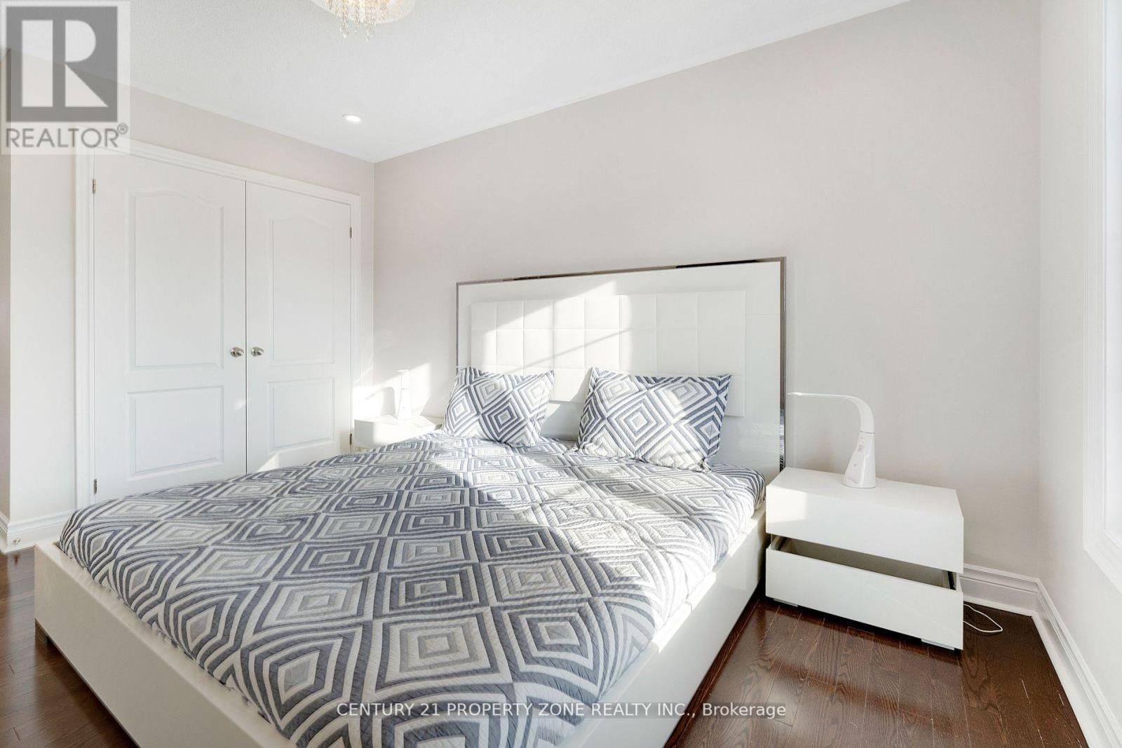 37 Alister Drive, Brampton (Credit Valley), Ontario  L6X 5G1 - Photo 22 - W12030281