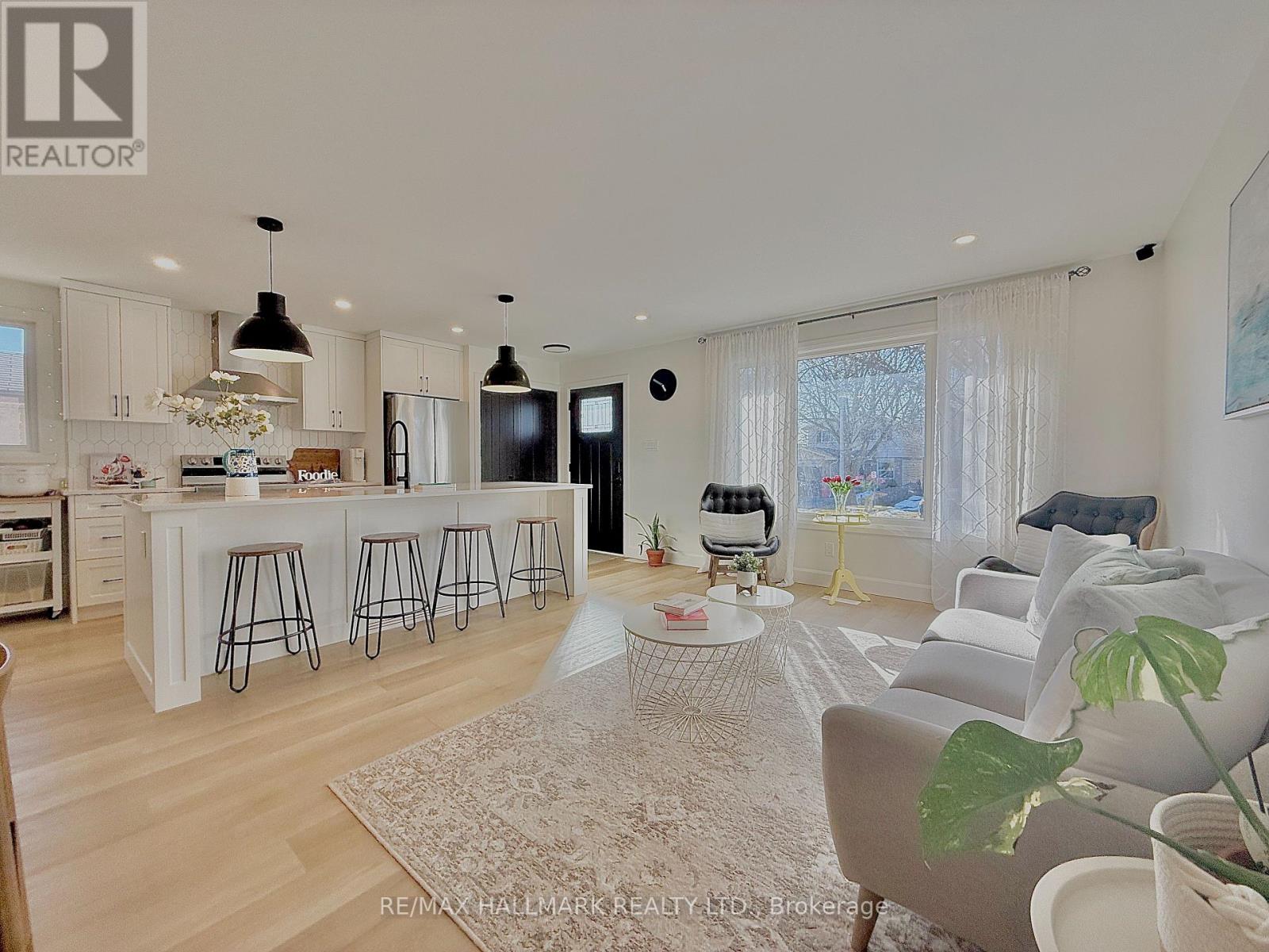 Property at 779 MONSARRAT AVENUE image 4