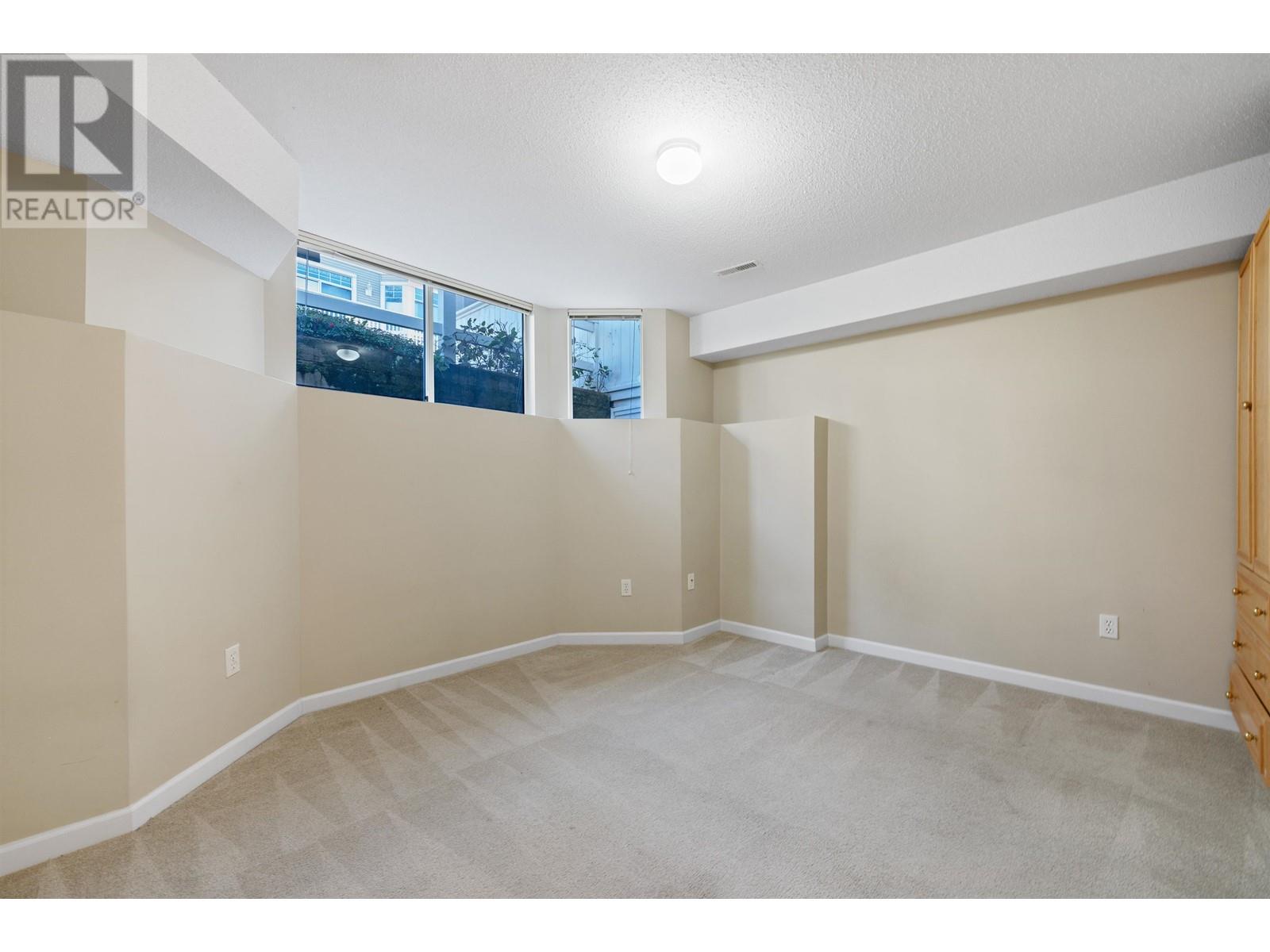 35 7501 Cumberland Street, Burnaby, British Columbia  V3N 4Y6 - Photo 13 - R2980121