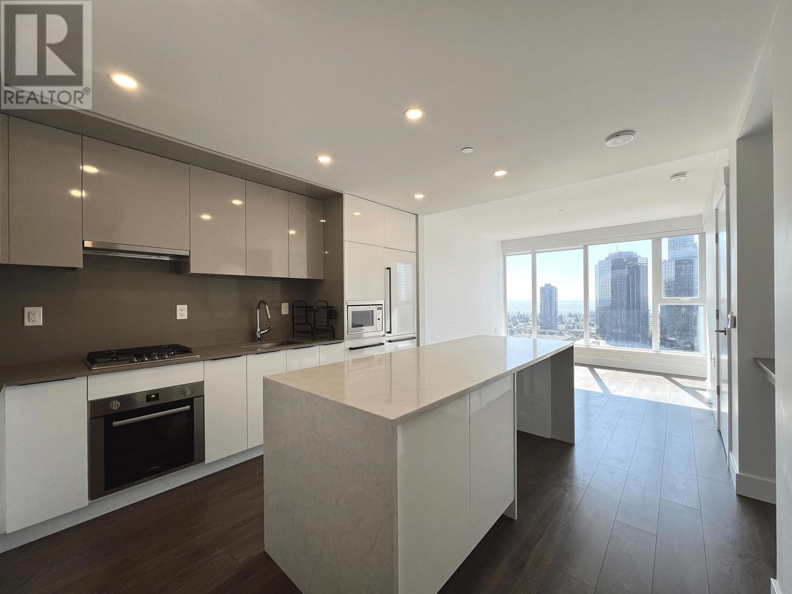 2403 4711 HAZEL STREET, Burnaby, British Columbia