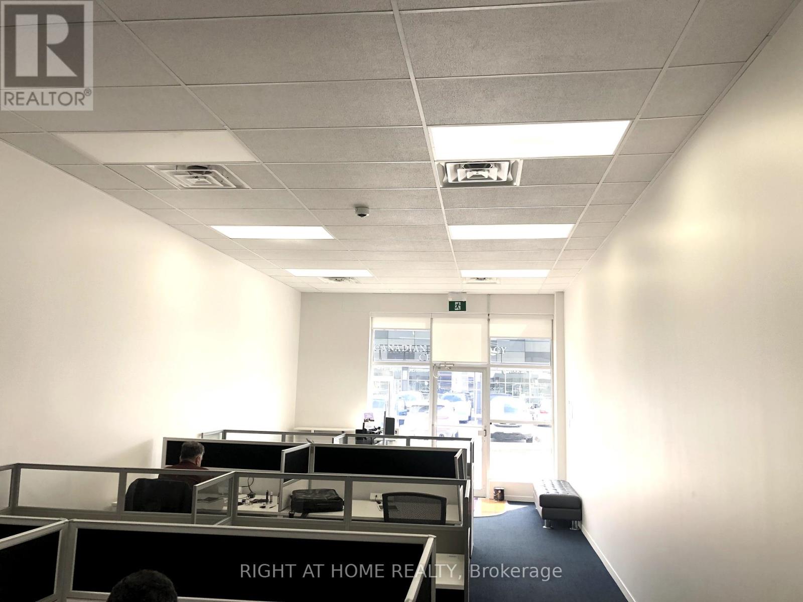 B 118 - 1396 Don Mills Road, Toronto, Ontario  M3B 0A7 - Photo 2 - C12030299