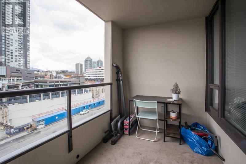 Listing Picture 13 of 21 : 603 4118 DAWSON STREET, Burnaby / 本拿比 - 魯藝地產 Yvonne Lu Group - MLS Medallion Club Member