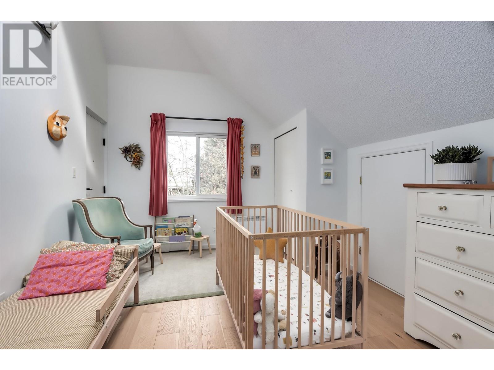 2437 W 6th Avenue, Vancouver, British Columbia  V6K 1W2 - Photo 13 - R2979908