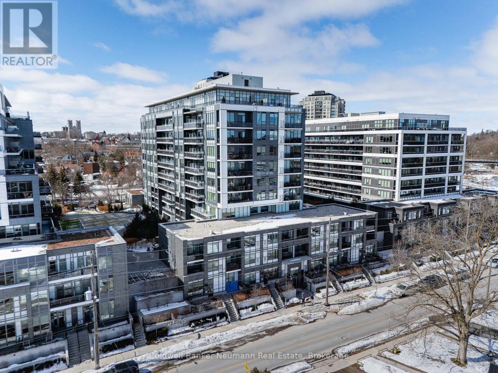 Property at 1008 - 63 ARTHUR STREET S image 2
