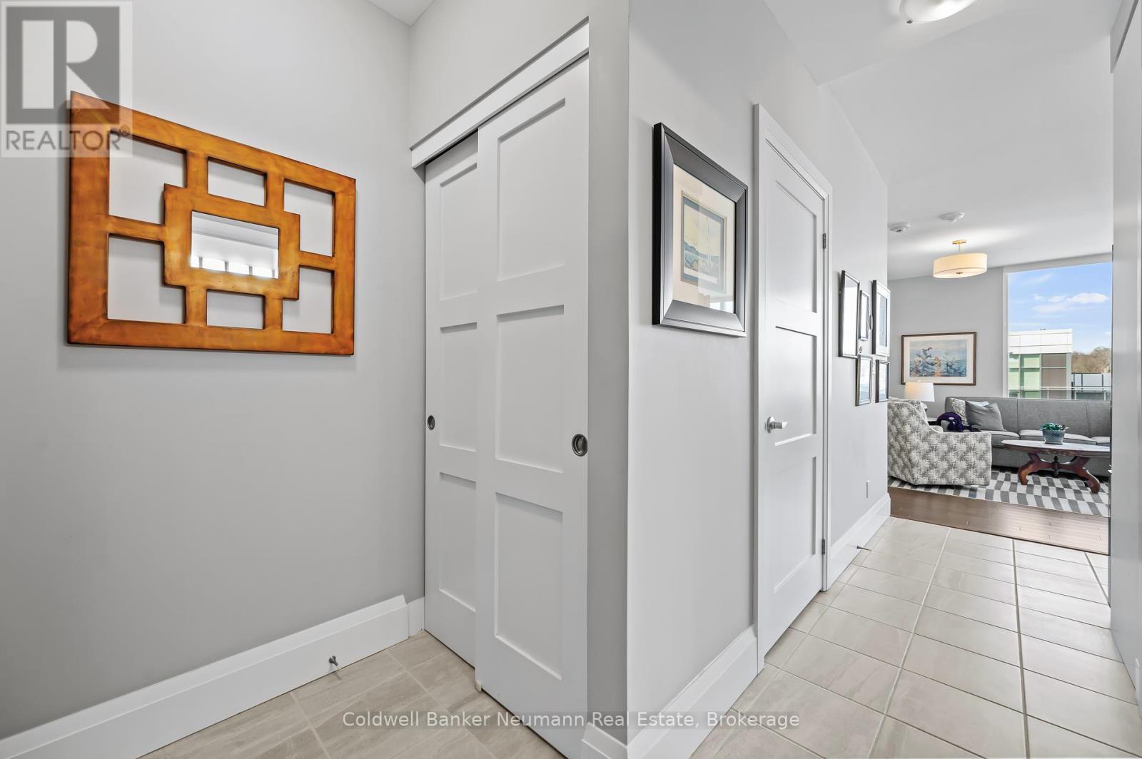 Property at 1008 - 63 ARTHUR STREET S image 5