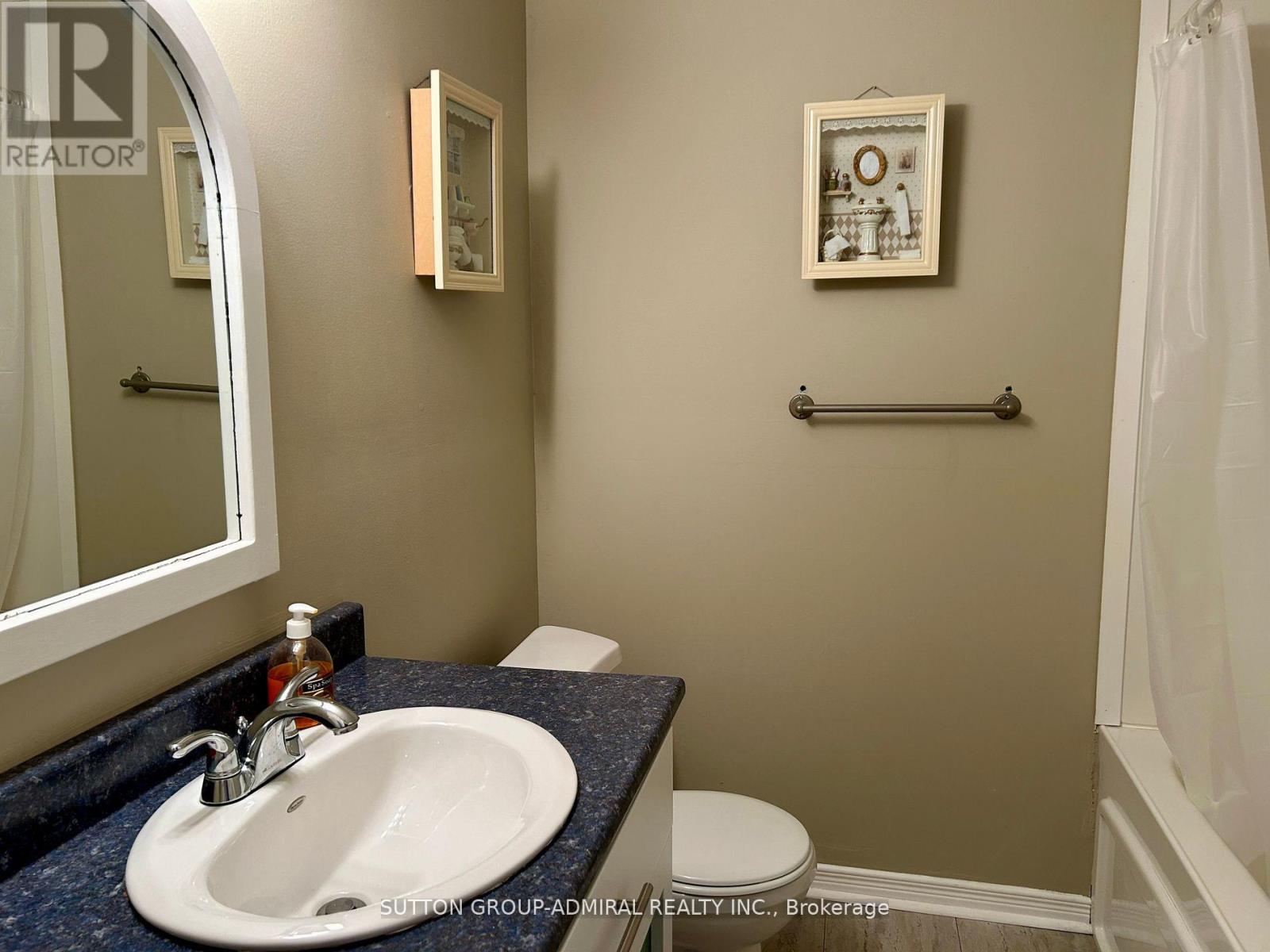 199 Country Lane, Barrie, Ontario  L4N 0W2 - Photo 15 - S12030325