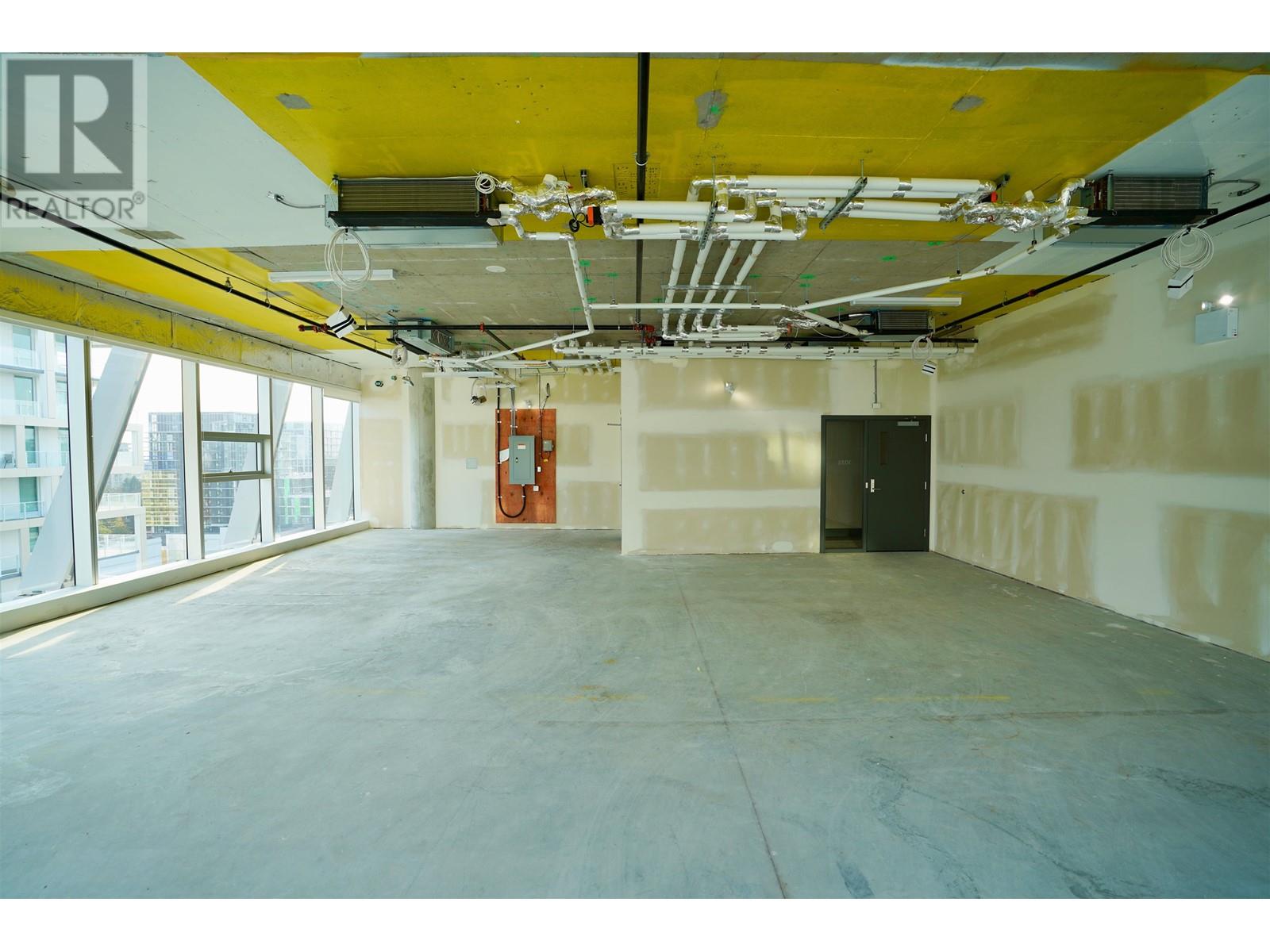 Listing Picture 13 of 19 : 1035 6388 NO. 3 ROAD, Richmond / 烈治文 - 魯藝地產 Yvonne Lu Group - MLS Medallion Club Member