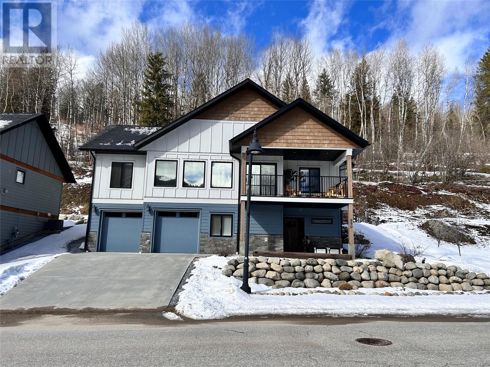 Property at 960 REDSTONE Drive image 2