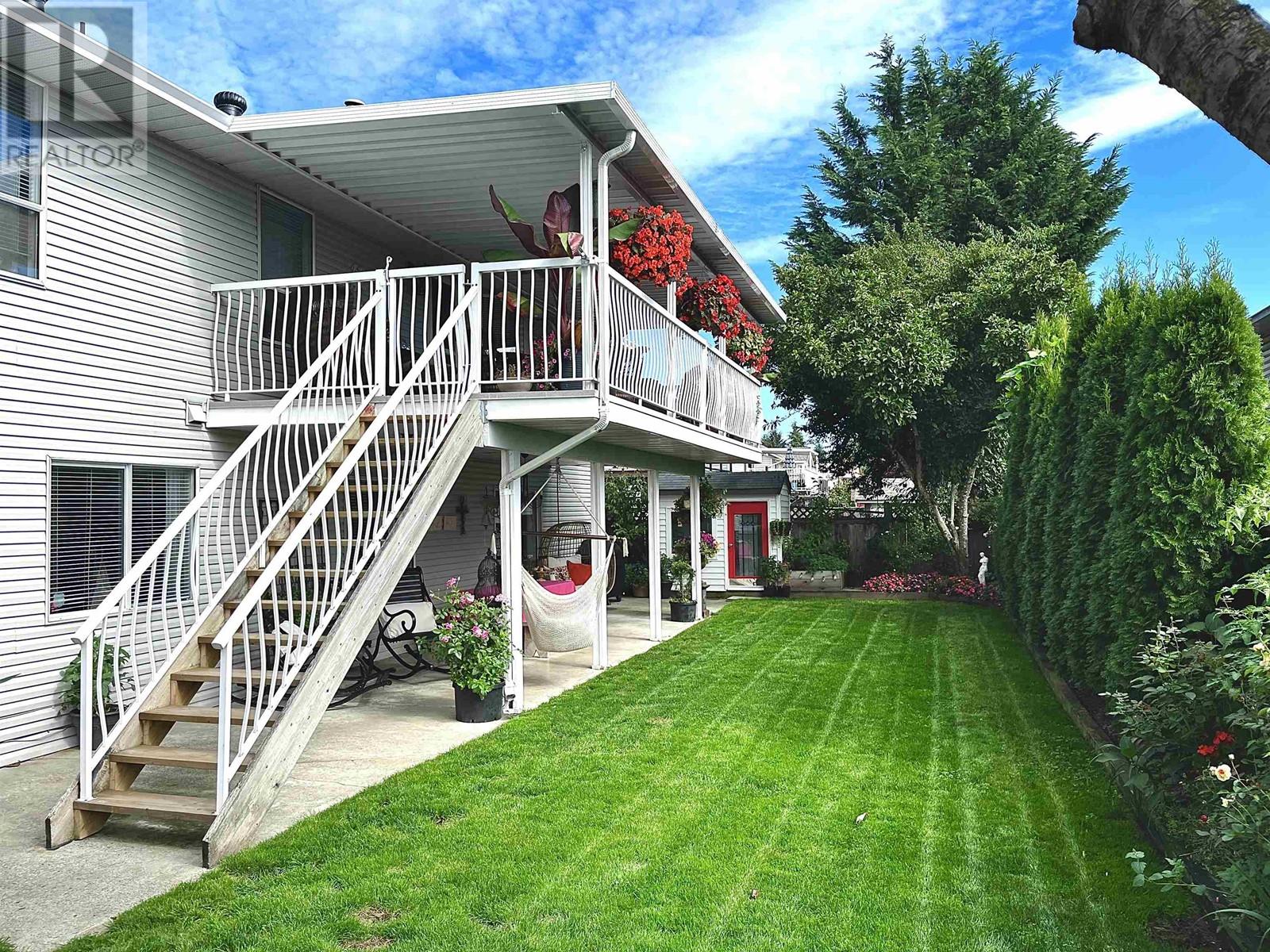 18816 121b Avenue, Pitt Meadows, British Columbia  V3Y 2K7 - Photo 33 - R2979738
