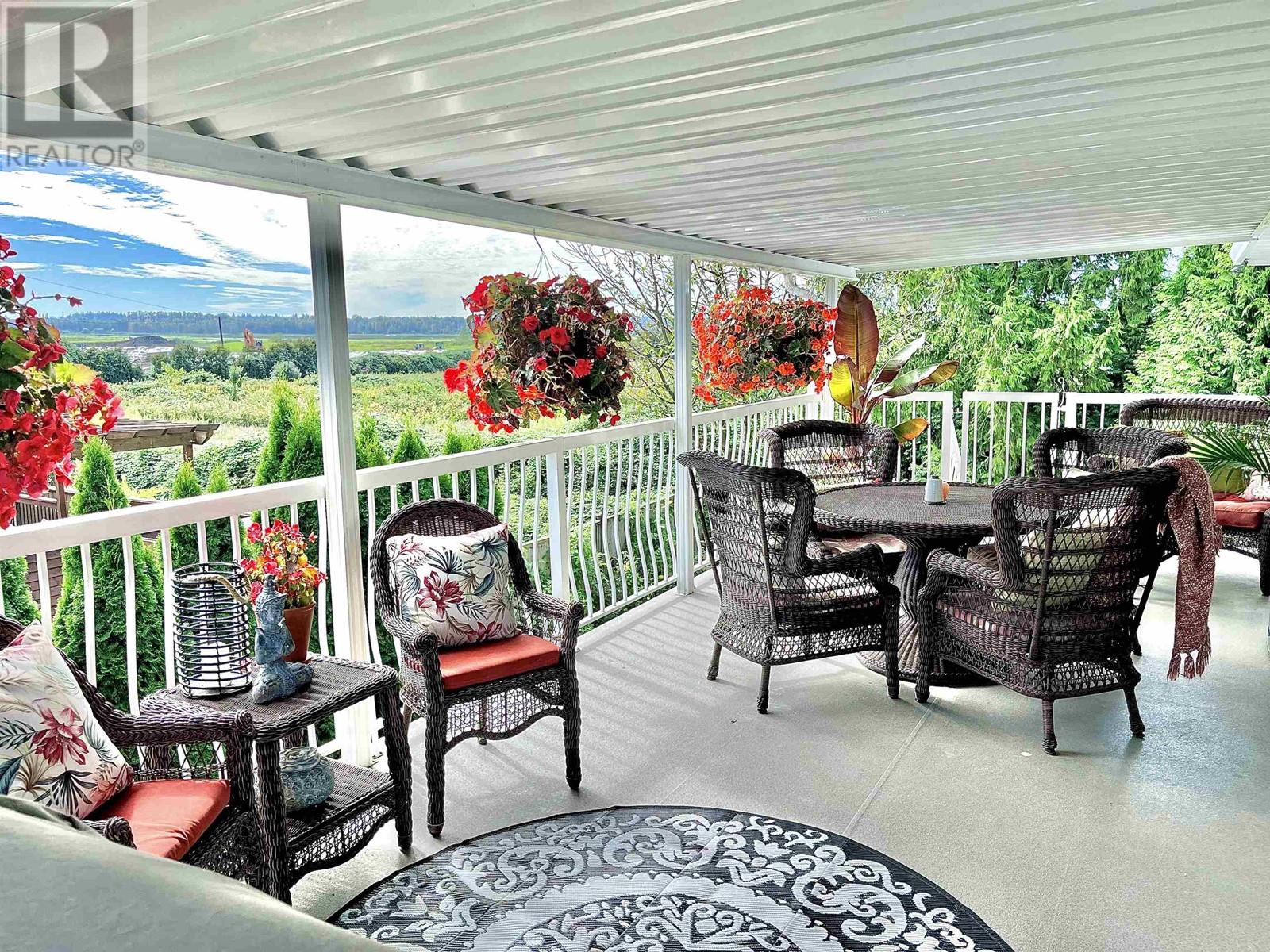 18816 121b Avenue, Pitt Meadows, British Columbia  V3Y 2K7 - Photo 26 - R2979738