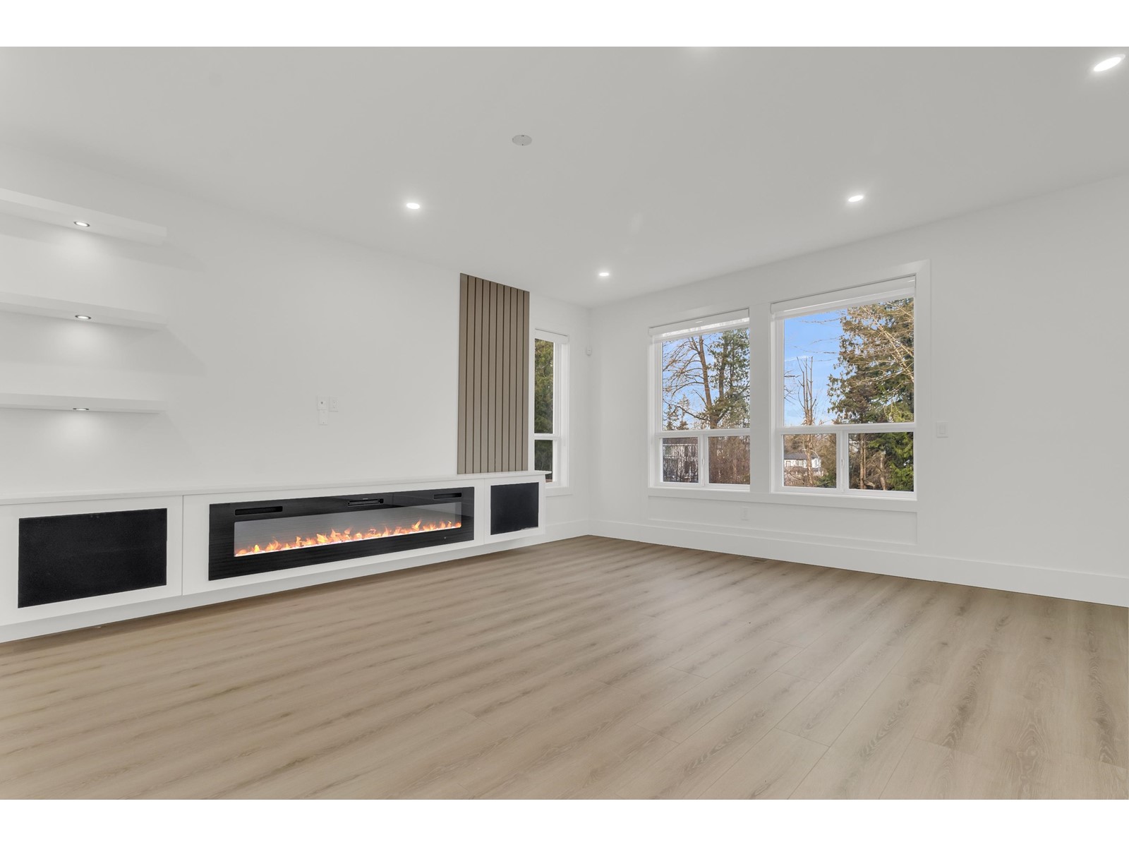 Property at 7020 205 STREET image 3