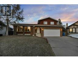 7 Goodacre Close Glendale Park Estates, Red Deer, Ca