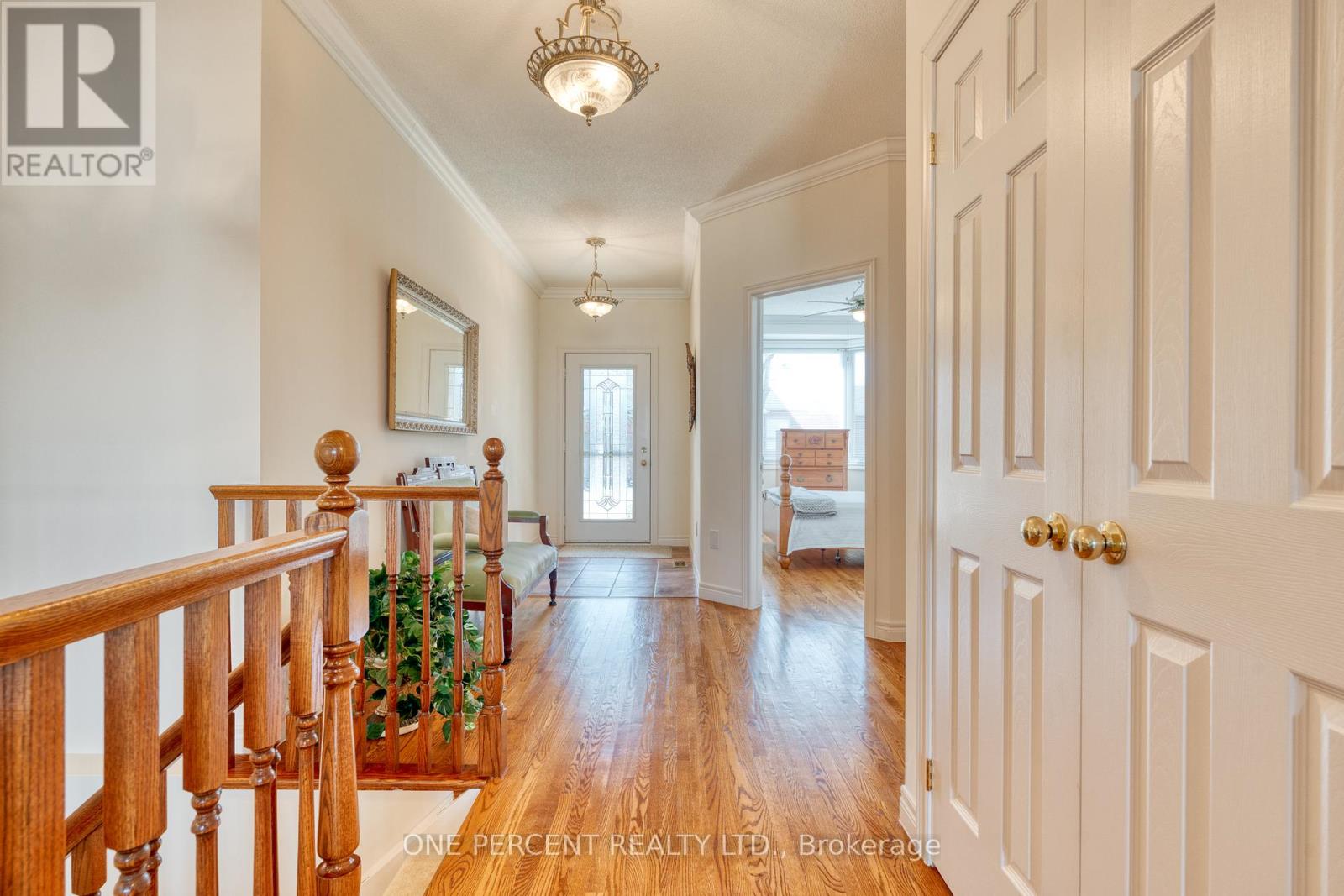 Property at 68 NORTHERNBREEZE STREET image 3