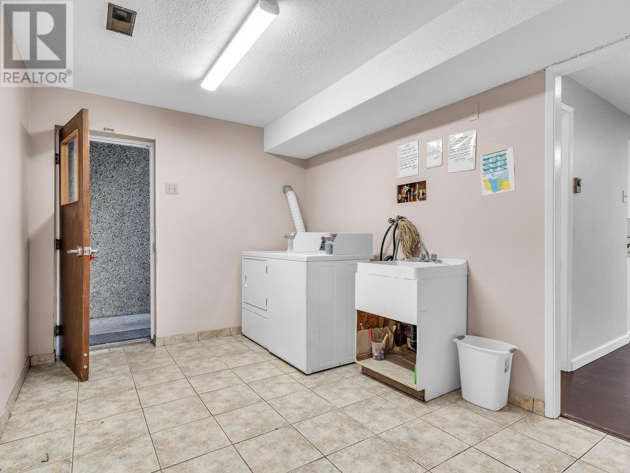 1861 Island Avenue, Vancouver, British Columbia  V5P 2S5 - Photo 22 - R2975391