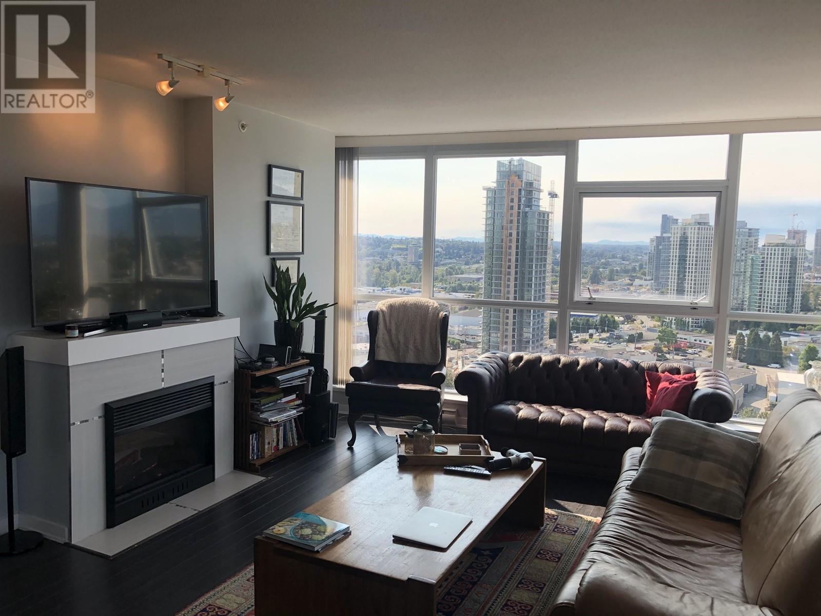 2704 2225 HOLDOM AVENUE, Burnaby, British Columbia