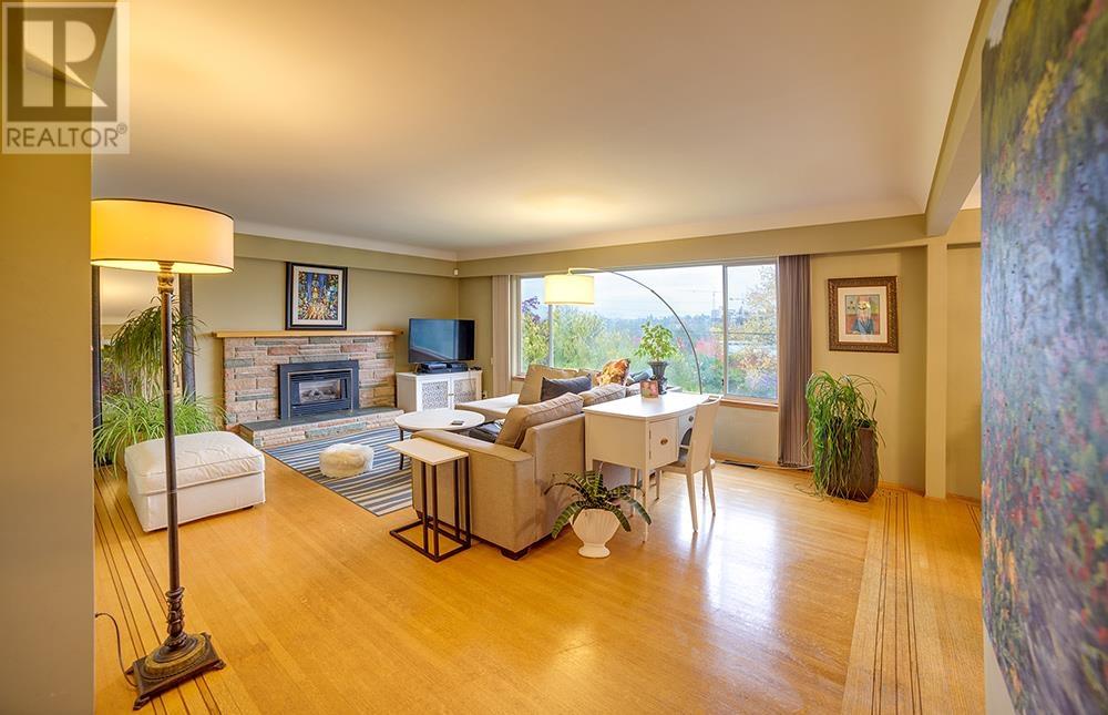 4878 Paton Street, Vancouver, British Columbia  V6L 2J1 - Photo 11 - R2976732