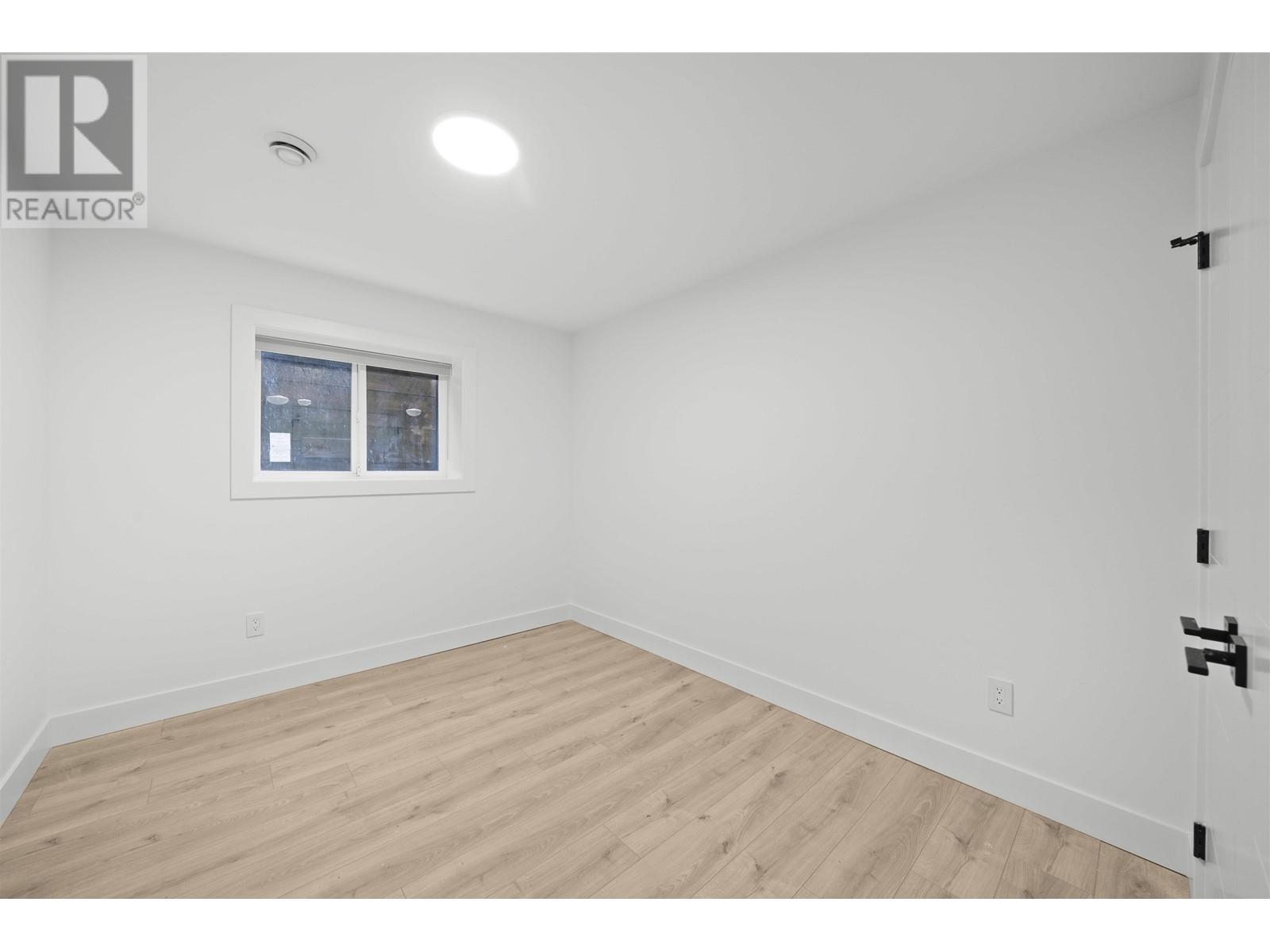 1054 Smith Avenue, Coquitlam, British Columbia  V3J 2X8 - Photo 28 - R2980035