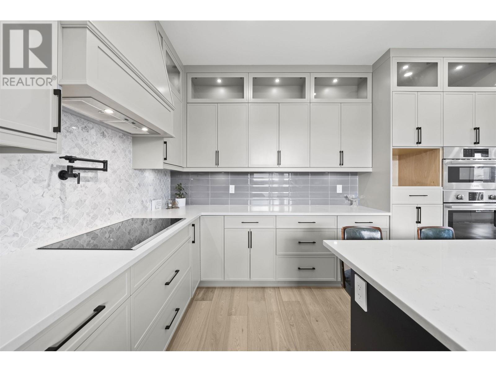 Property at 1054 SMITH AVENUE image 4