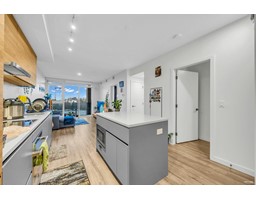 912 13428 105 AVENUE, Surrey, British Columbia