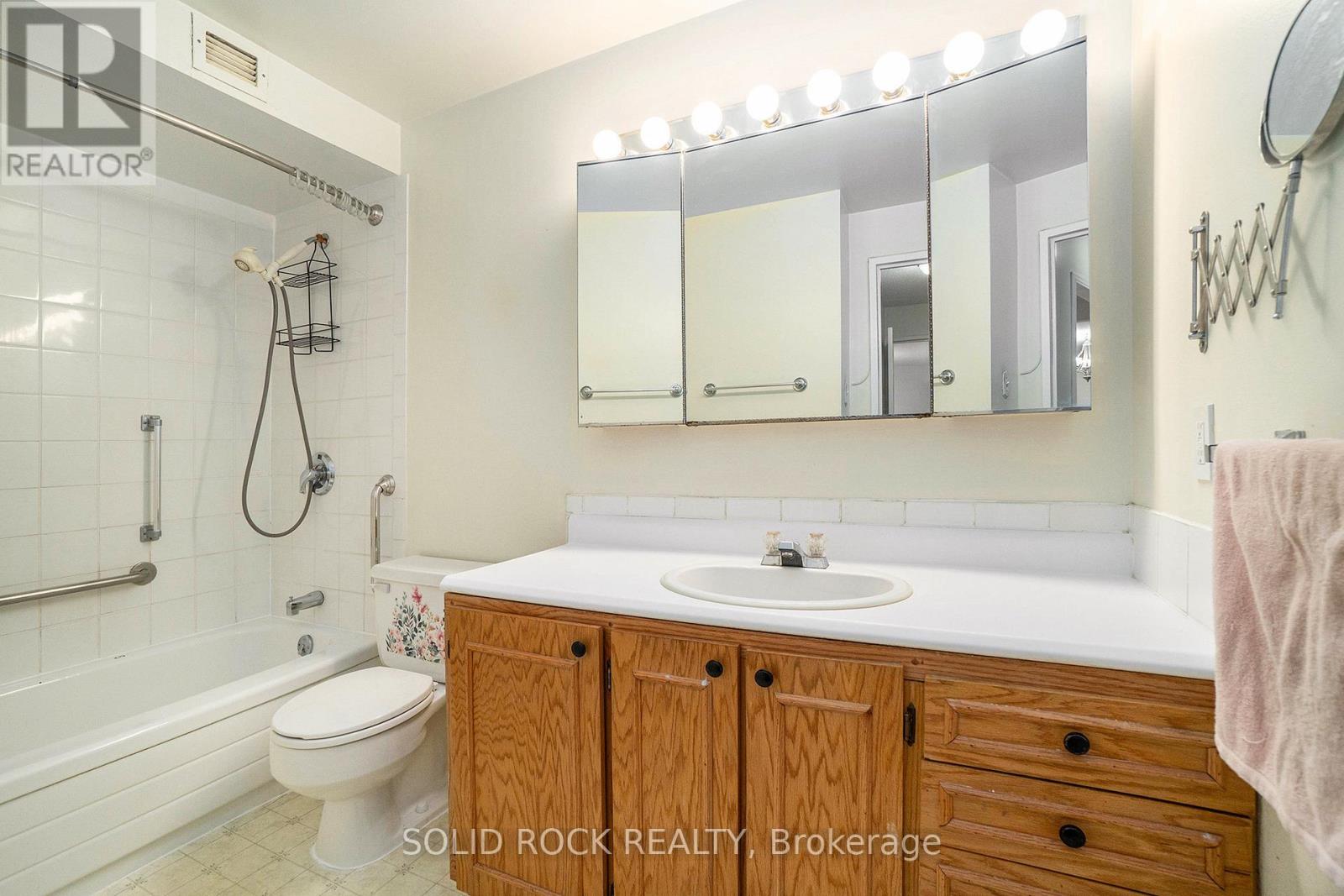 1201 - 415 Greenview Avenue, Ottawa, Ontario  K2B 8G5 - Photo 16 - X12002961