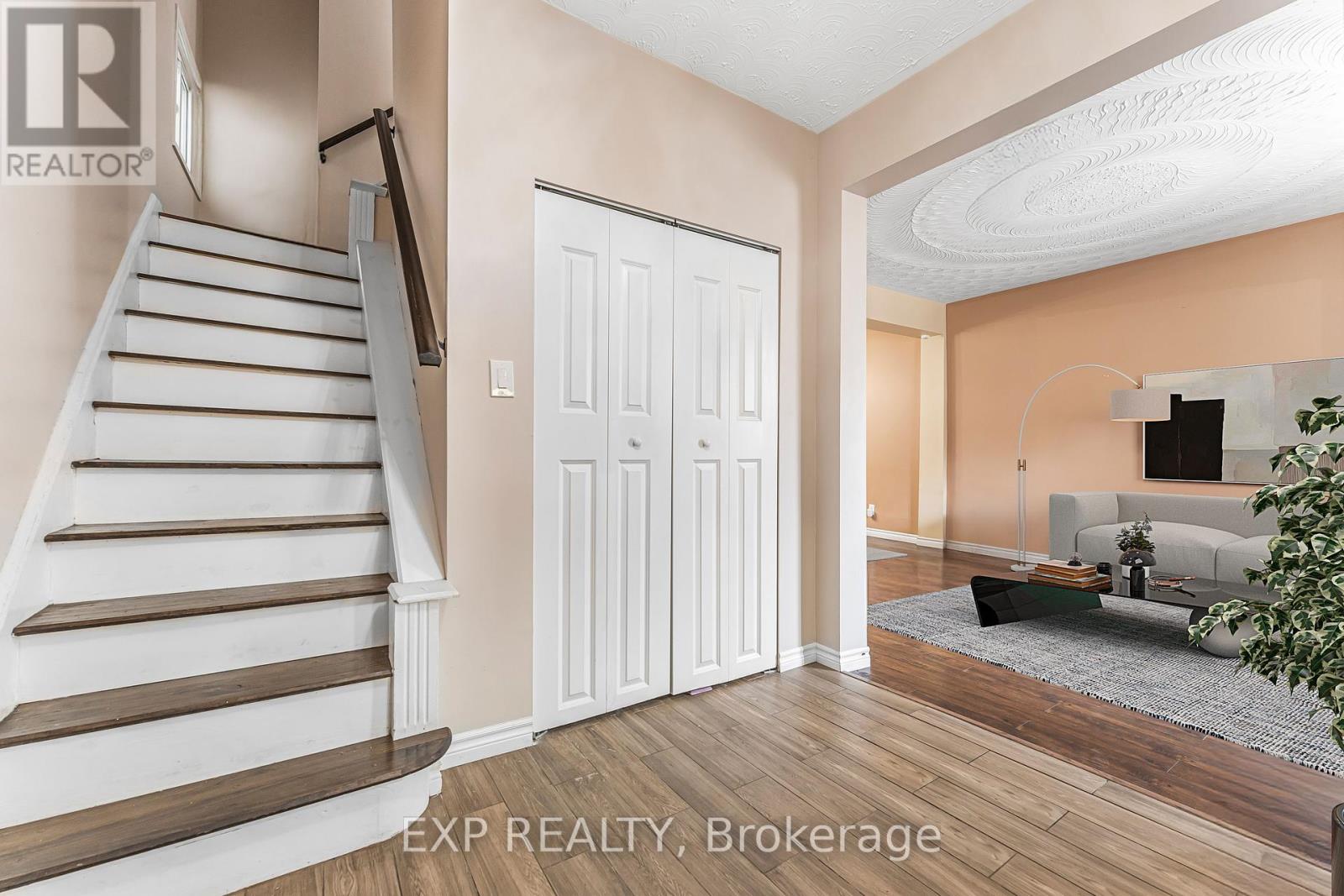 Property at 29 ST MATTHEWS AVENUE image 5