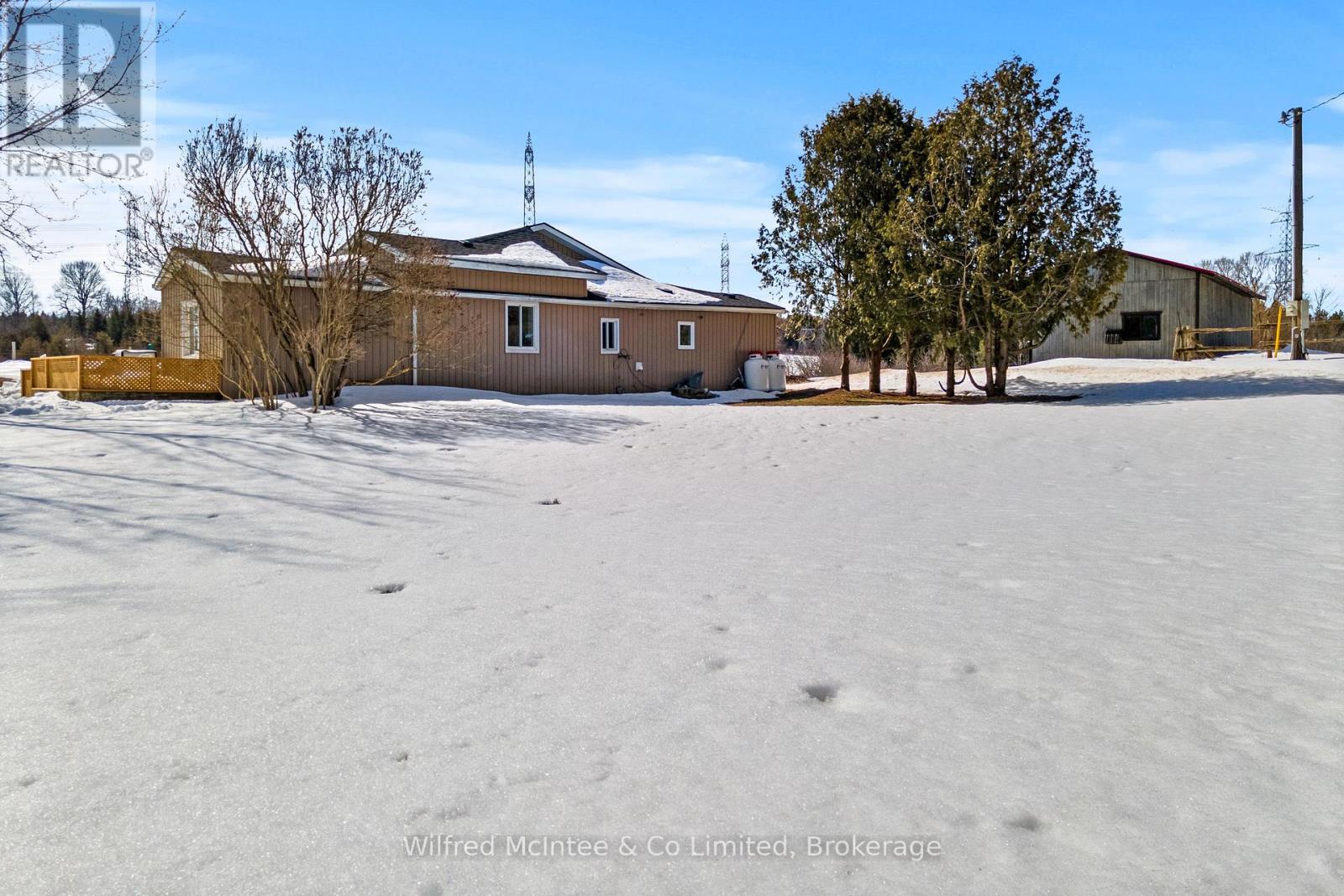 262700 Varney Road, West Grey, Ontario  N0G 1R0 - Photo 40 - X12030447
