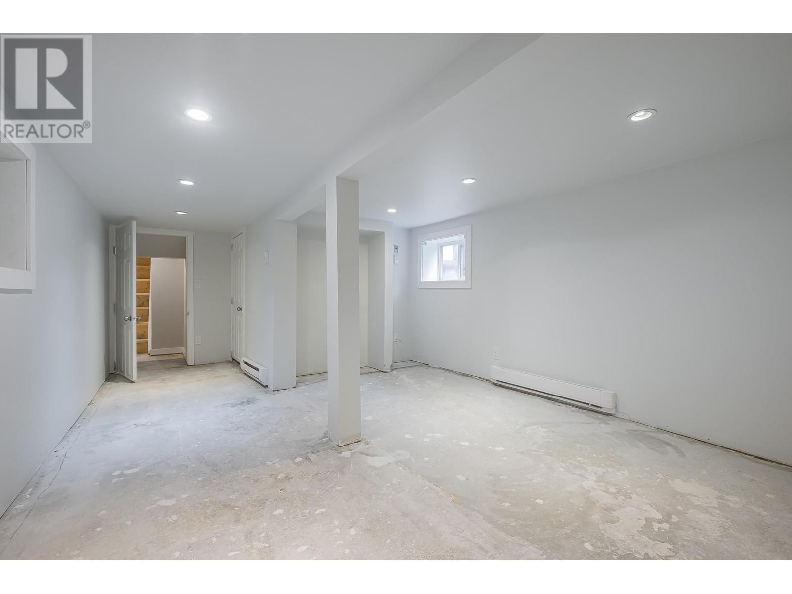 9822 287 Street, Maple Ridge, British Columbia  V2W 1K9 - Photo 24 - R2979409