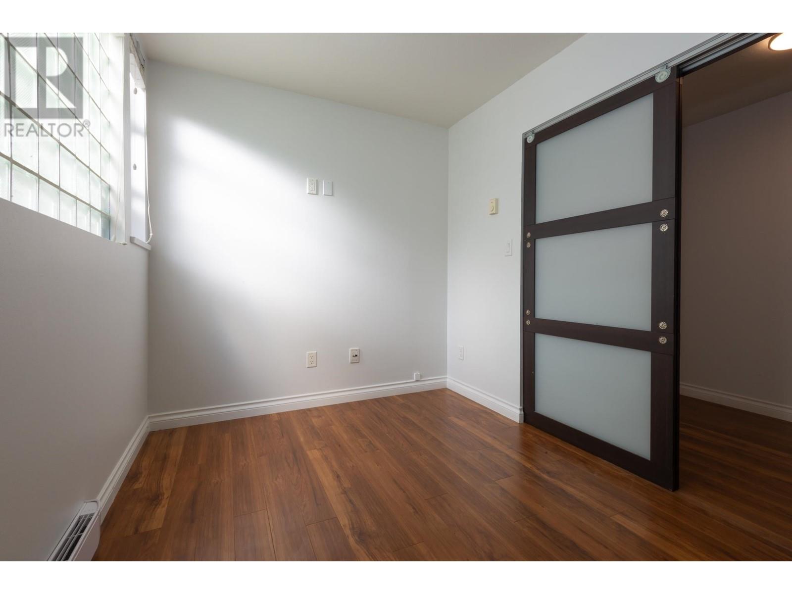 Listing Picture 15 of 35 : 106 1082 W 8TH AVENUE, Vancouver / 溫哥華 - 魯藝地產 Yvonne Lu Group - MLS Medallion Club Member