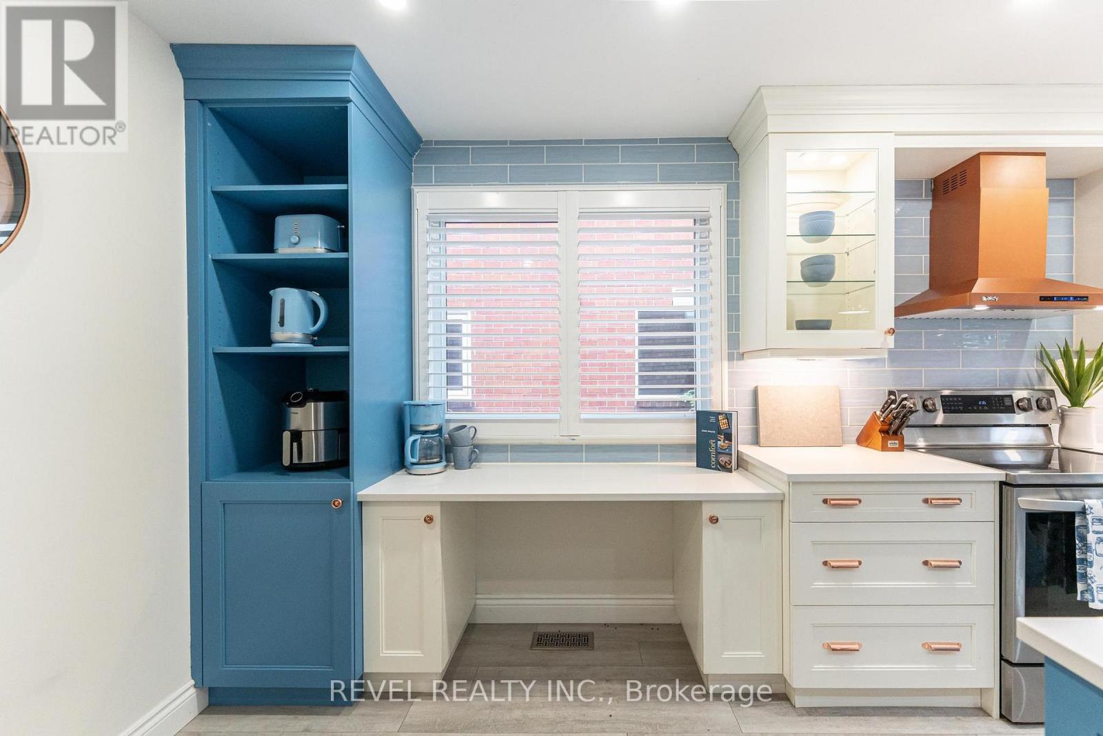 270 Rowntree Drive, Hamilton, Ontario  L8W 2P1 - Photo 7 - X12030442