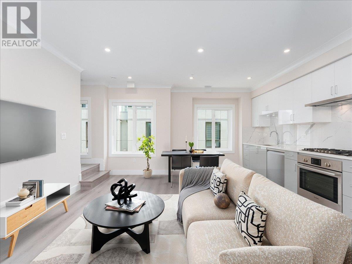 8315 French Street, Vancouver, British Columbia  V6P 4W3 - Photo 8 - R2978312