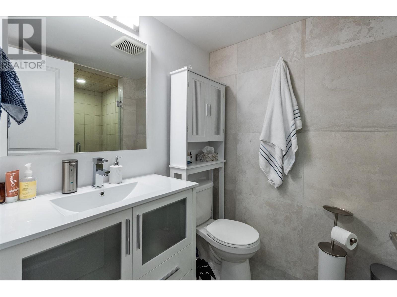 Listing Picture 16 of 25 : 36 1425 LAMEY'S MILL ROAD, Vancouver / 溫哥華 - 魯藝地產 Yvonne Lu Group - MLS Medallion Club Member