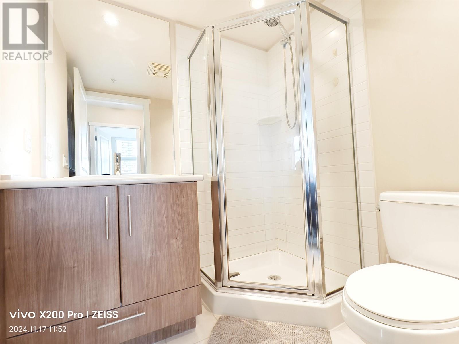 1203 2289 Yukon Crescent, Burnaby, British Columbia  V5C 0B2 - Photo 14 - R2976747