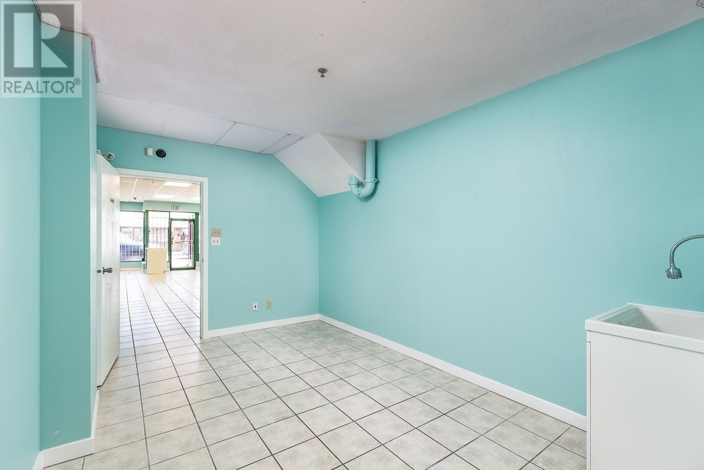 Listing Picture 7 of 9 : 6969 VICTORIA DRIVE, Vancouver / 溫哥華 - 魯藝地產 Yvonne Lu Group - MLS Medallion Club Member