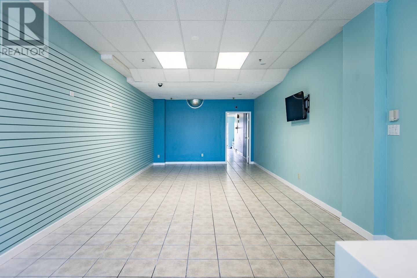 Listing Picture 3 of 9 : 6969 VICTORIA DRIVE, Vancouver / 溫哥華 - 魯藝地產 Yvonne Lu Group - MLS Medallion Club Member