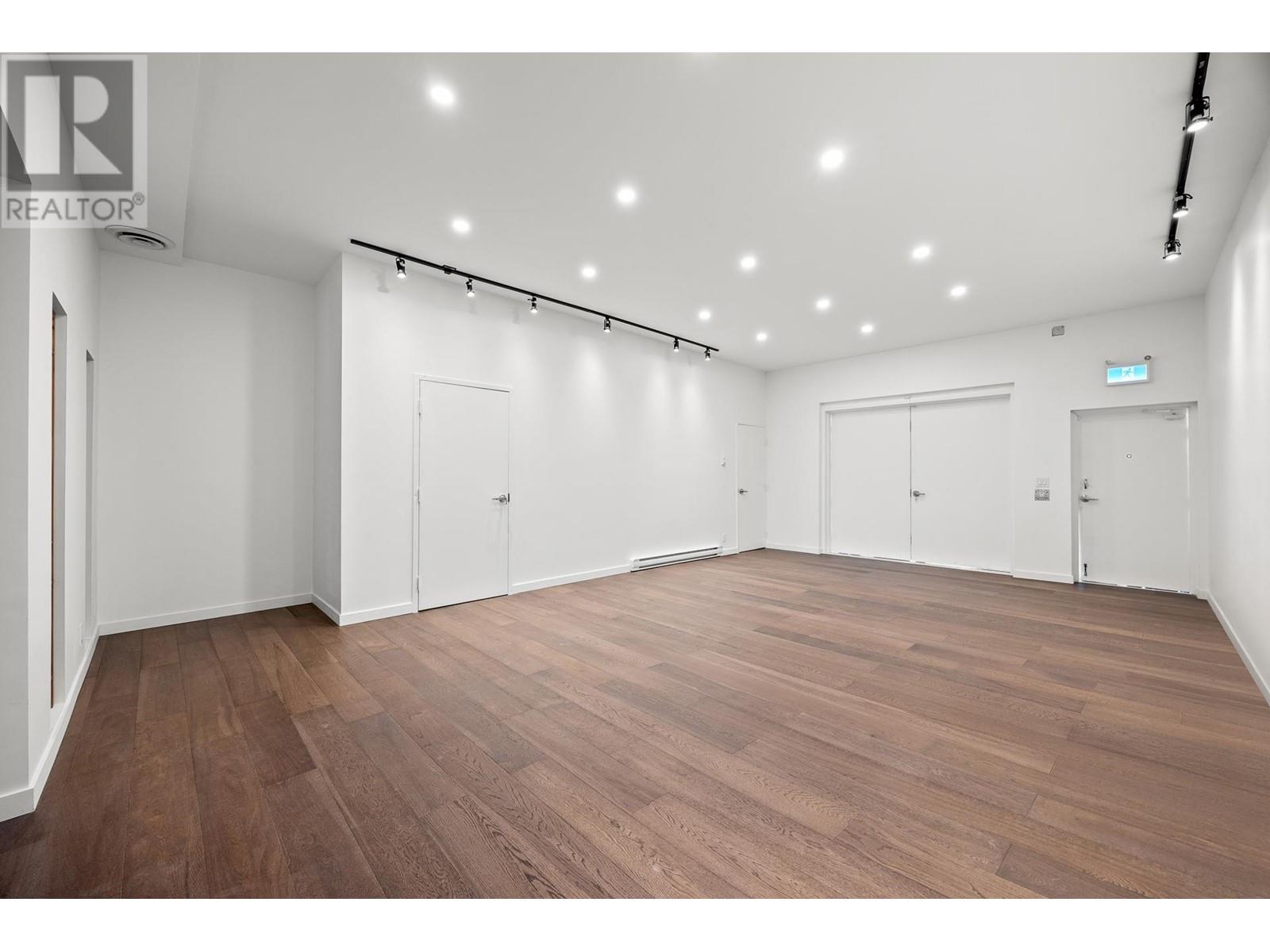 Listing Picture 16 of 38 : 110 8860 BECKWITH ROAD, Richmond / 烈治文 - 魯藝地產 Yvonne Lu Group - MLS Medallion Club Member