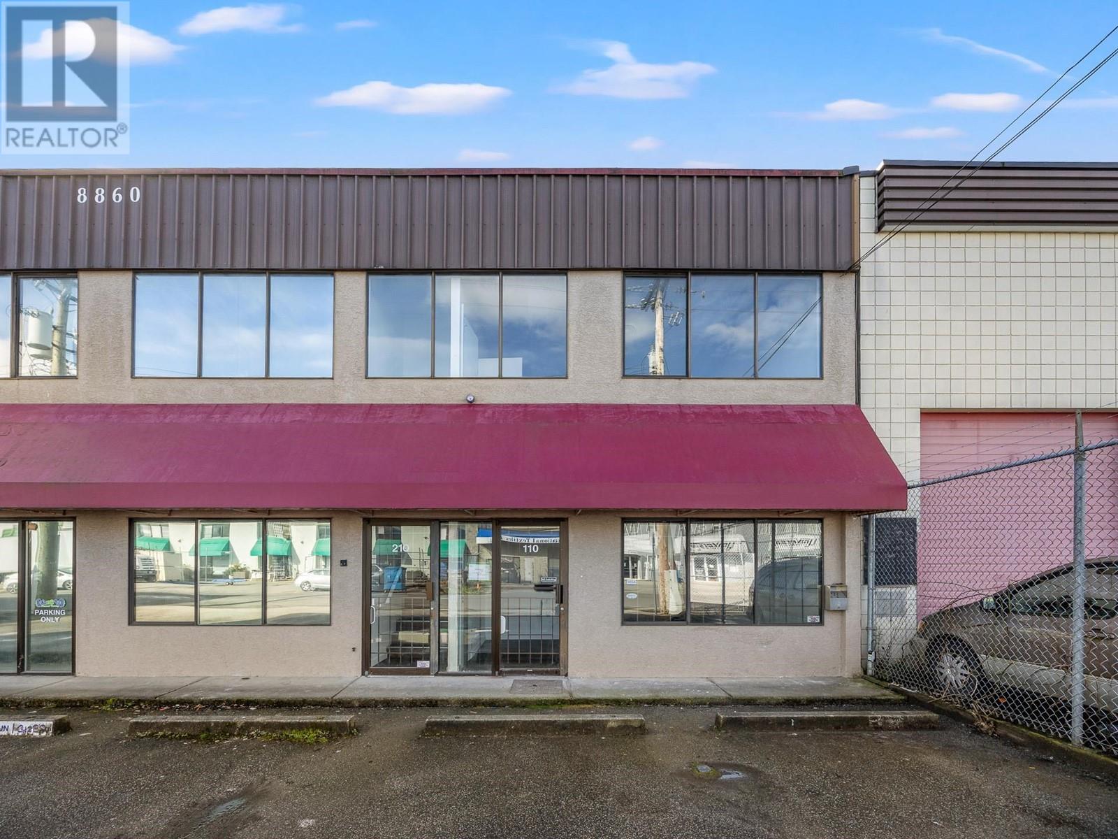 Listing Picture 2 of 38 : 110 8860 BECKWITH ROAD, Richmond / 烈治文 - 魯藝地產 Yvonne Lu Group - MLS Medallion Club Member