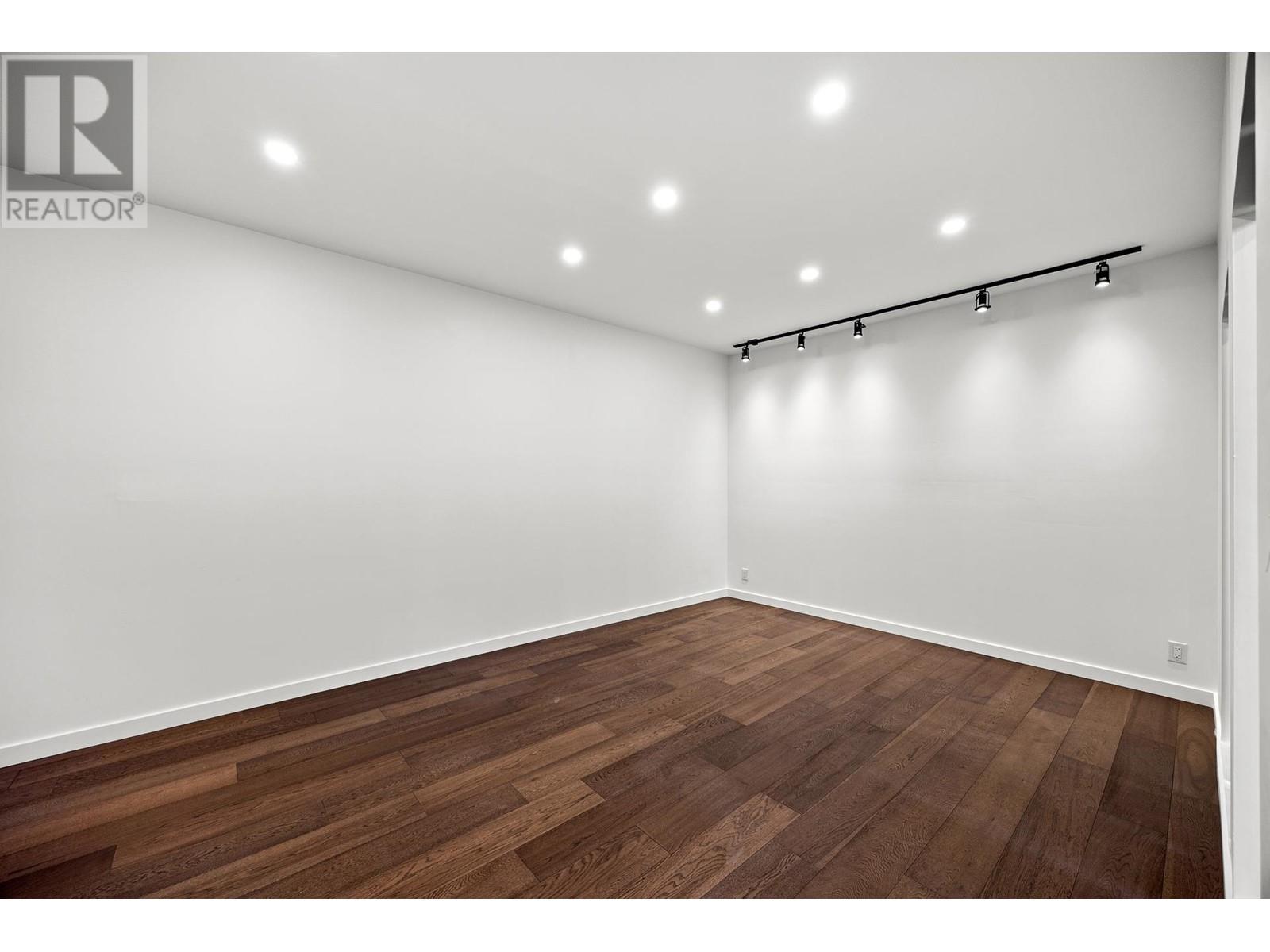 Listing Picture 22 of 38 : 110 8860 BECKWITH ROAD, Richmond / 烈治文 - 魯藝地產 Yvonne Lu Group - MLS Medallion Club Member