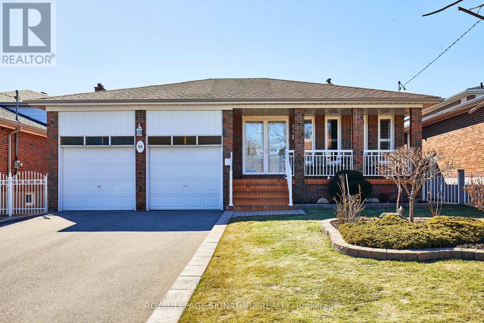 Property at 88 GOODERHAM DRIVE image 1