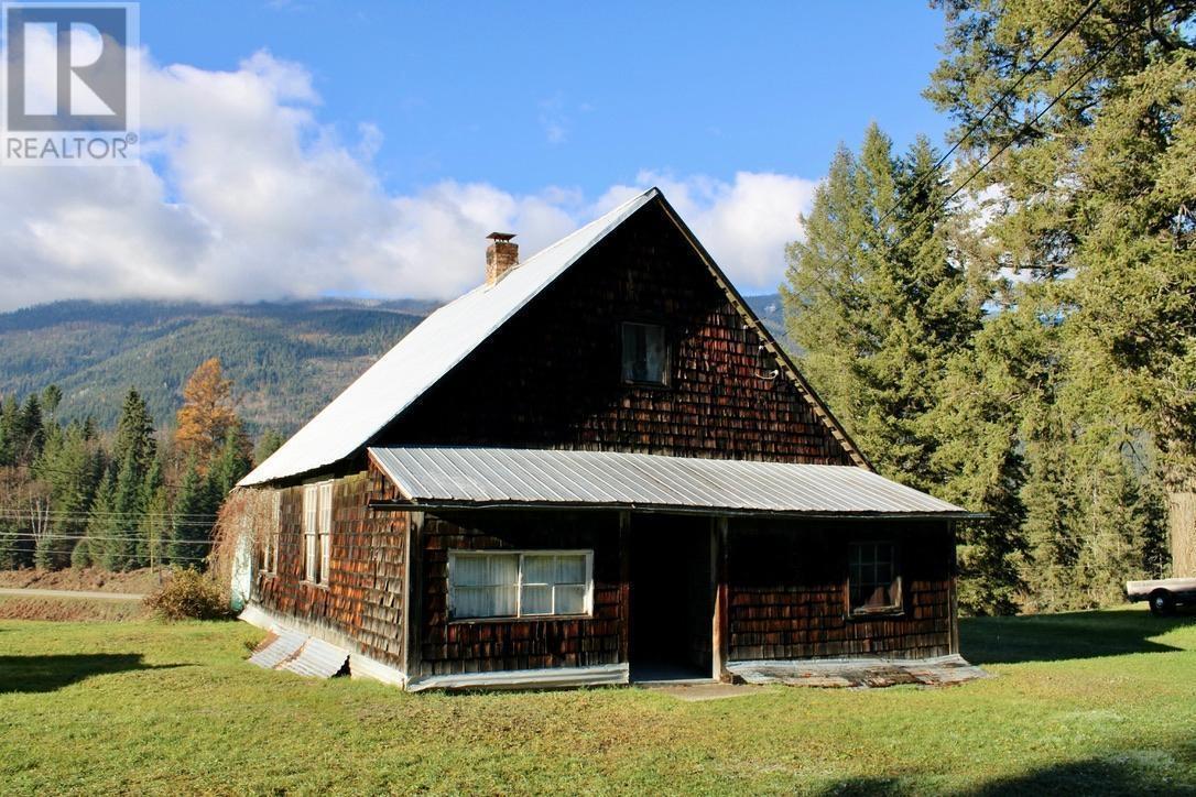 6915 Kimoff Road, Appledale, British Columbia  V0G 2J0 - Photo 25 - 10339532