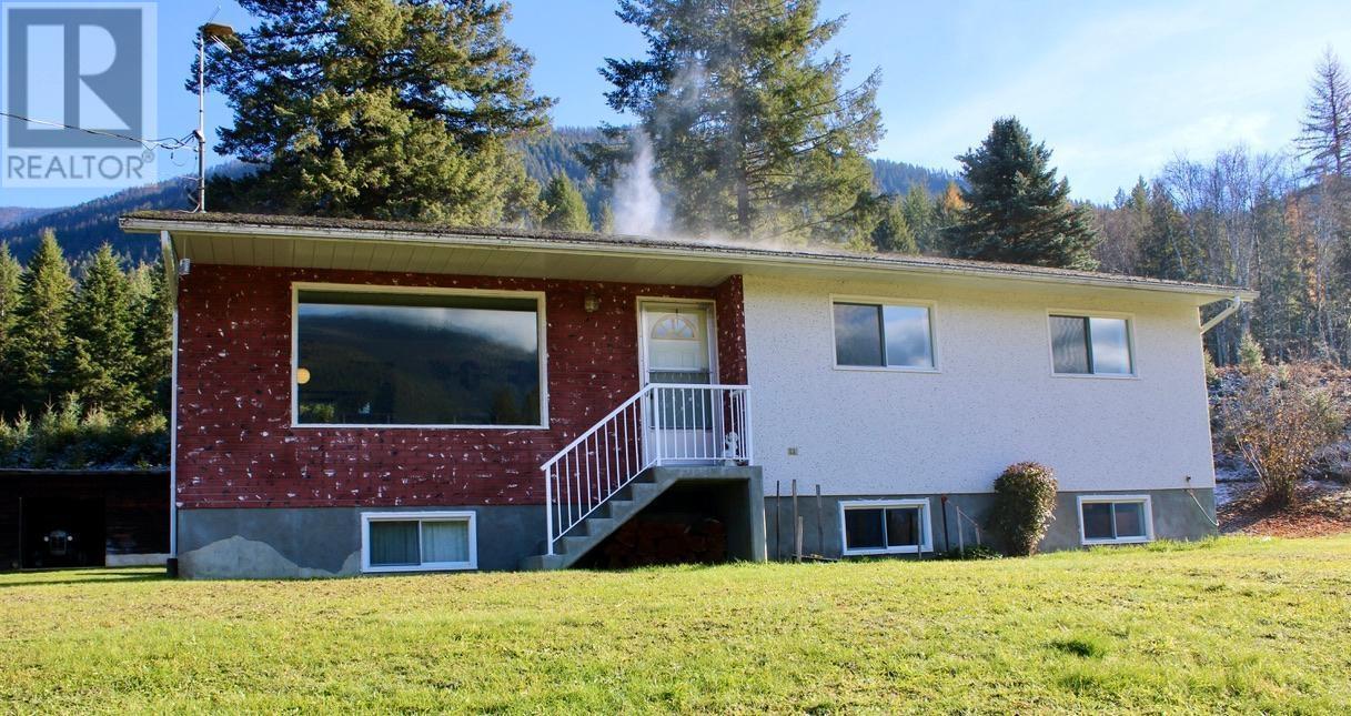 Property at 6915 KIMOFF Road image 2