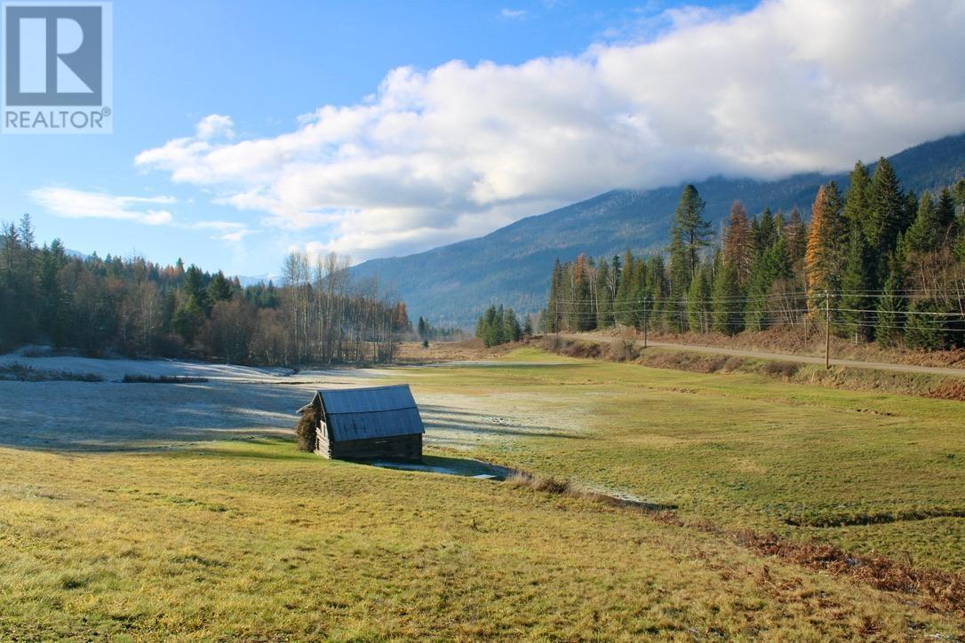 6915 Kimoff Road, Appledale, British Columbia  V0G 2J0 - Photo 31 - 10339532
