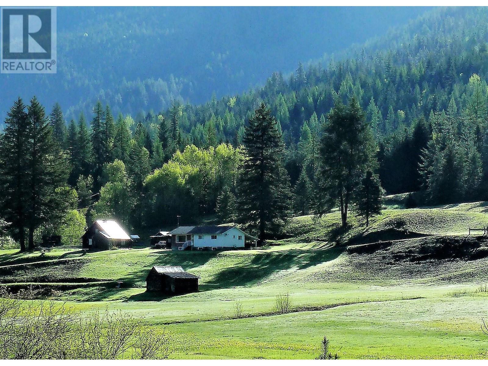 6915 Kimoff Road, Appledale, British Columbia  V0G 2J0 - Photo 38 - 10339532
