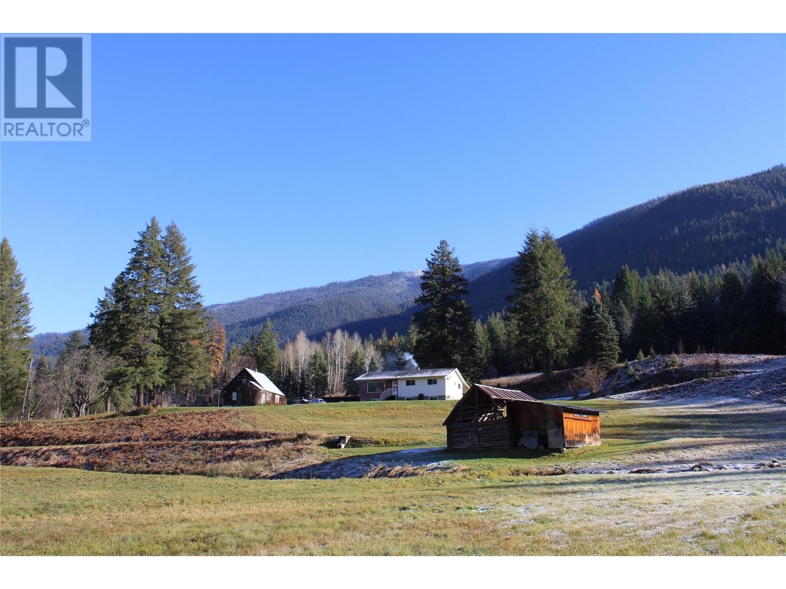 6915 Kimoff Road, Appledale, British Columbia  V0G 2J0 - Photo 37 - 10339532
