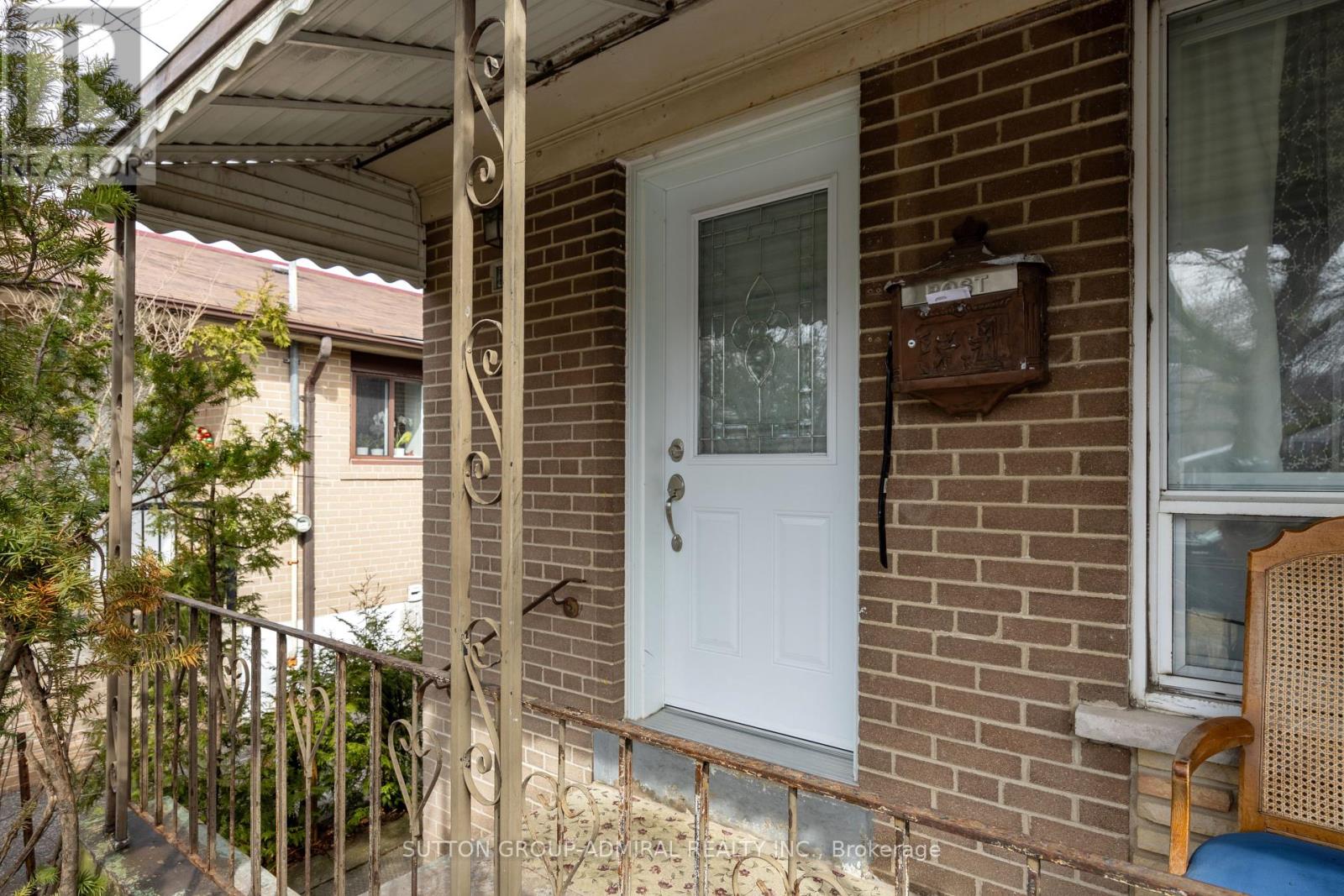 Property at 111 ELISE TERRACE image 2