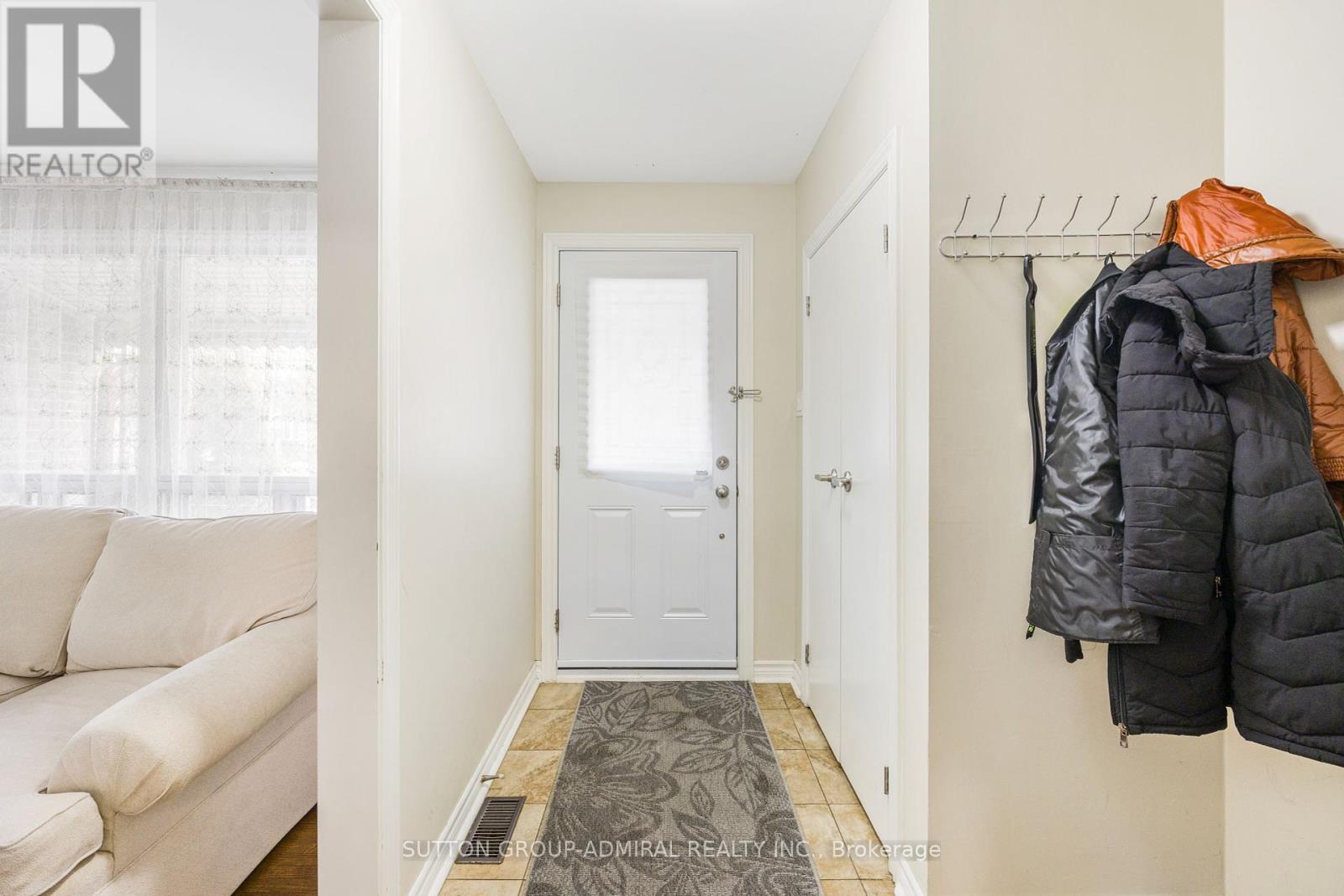Property at 111 ELISE TERRACE image 3
