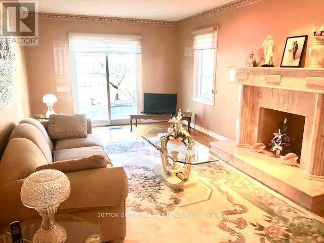 Property at 103 BENJAMIN DRIVE image 4