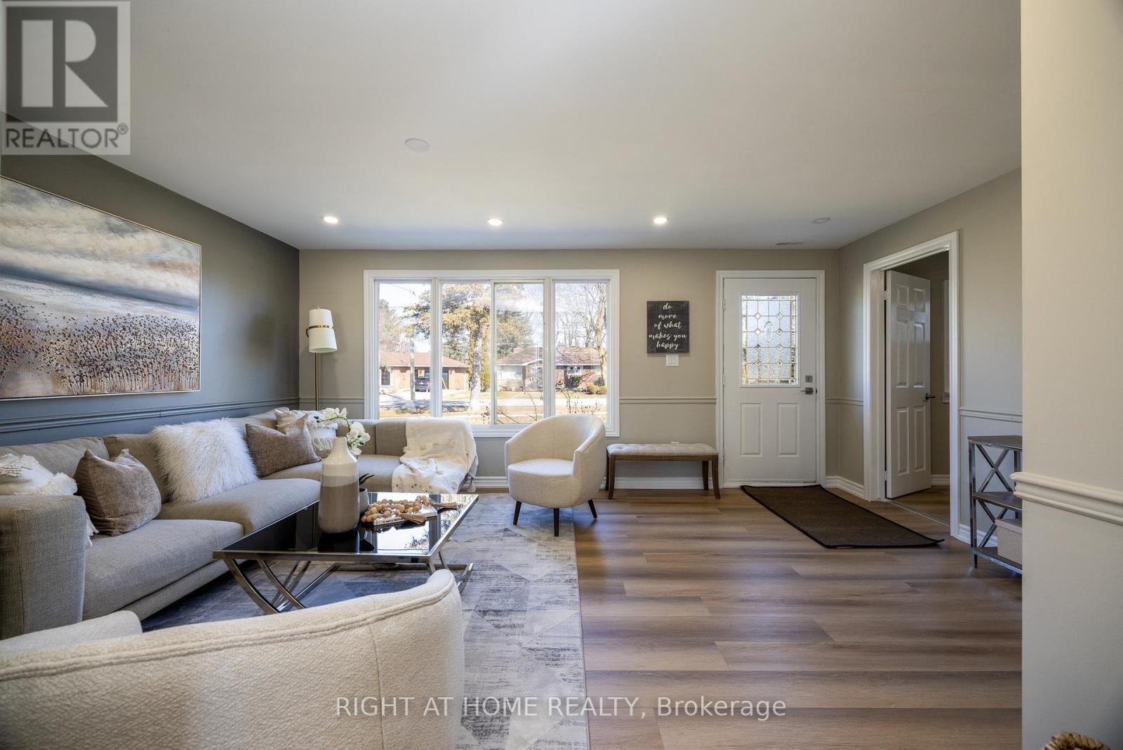 Property at 15 FARR AVENUE image 1